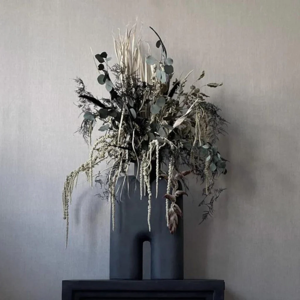 Cobra Vase Tall Hexa Black - Image 5