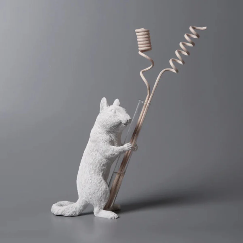 Chipmunk Hold 02 - Image 10