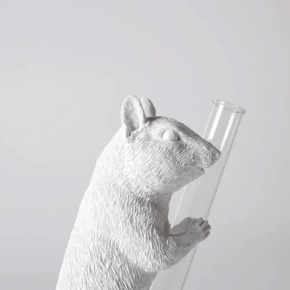 Chipmunk Hold 02 - Image 14