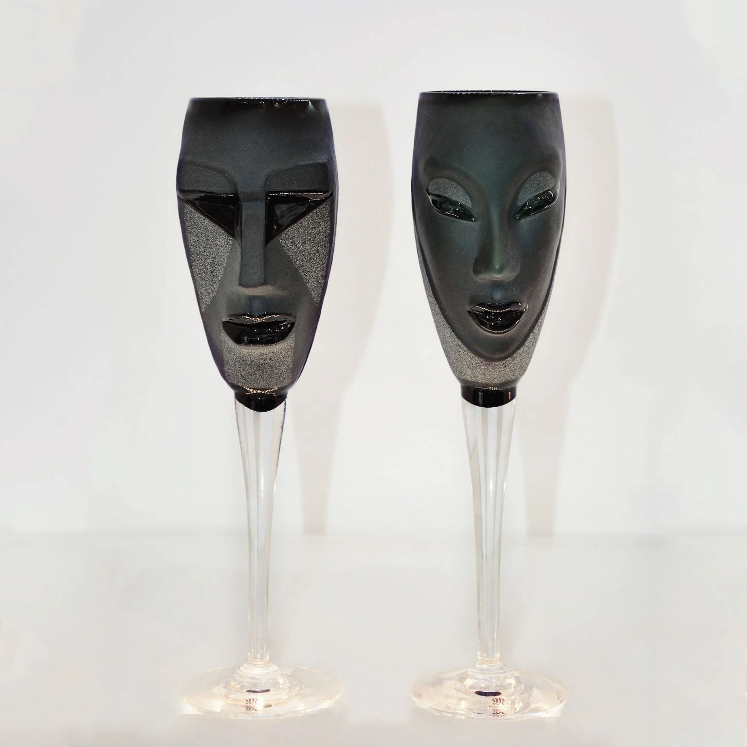Maleras Crystal Champagne Glass Kubik Black MASQ Tableware - Image 3